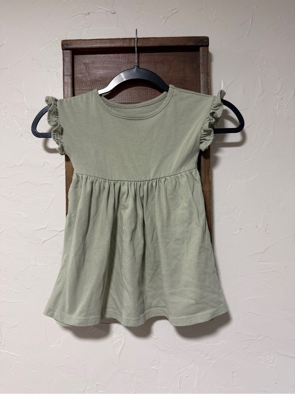 Cat & Jack Sage Green Ruffle Sleeve Knit Tee